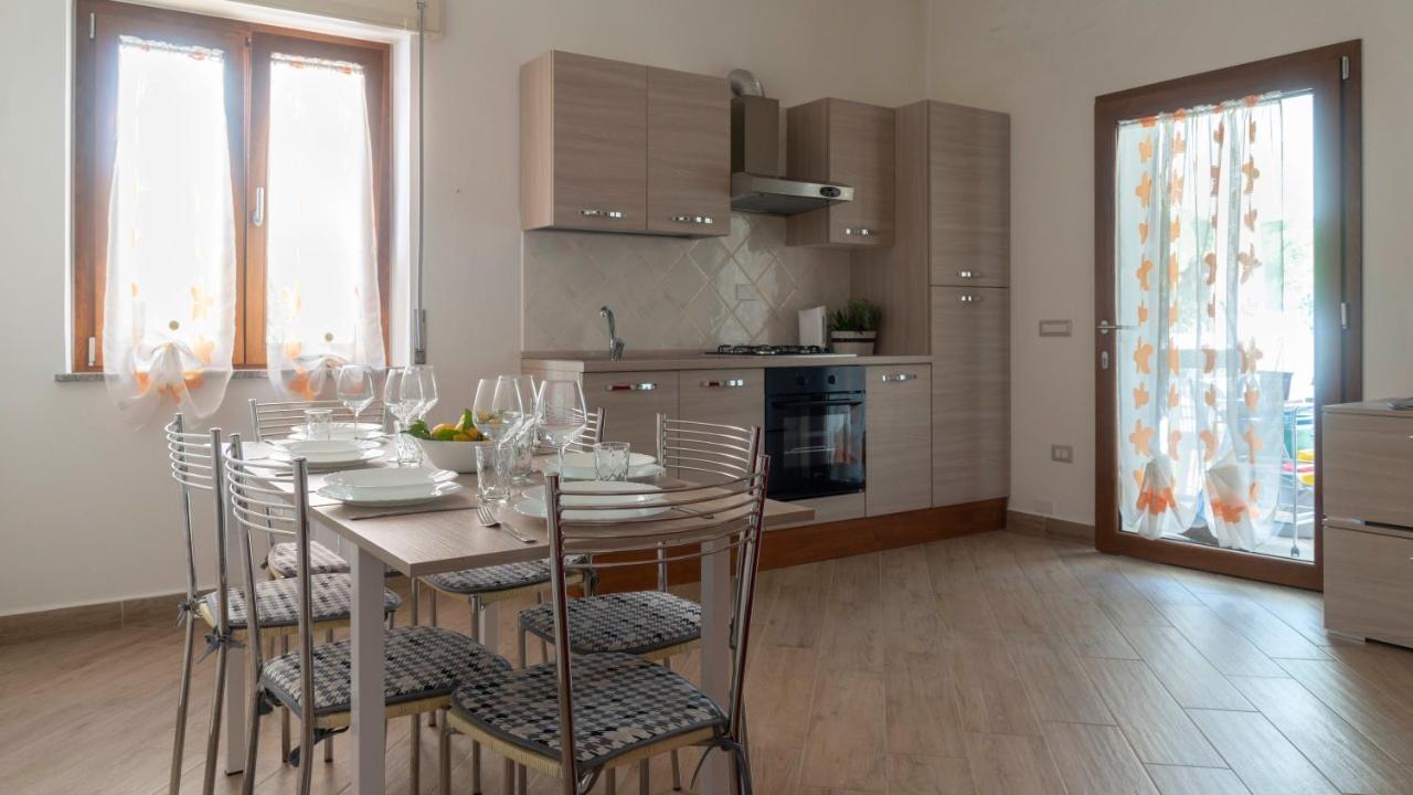 Casa Dei Lecci - Cala Gonone Apartman Kültér fotó
