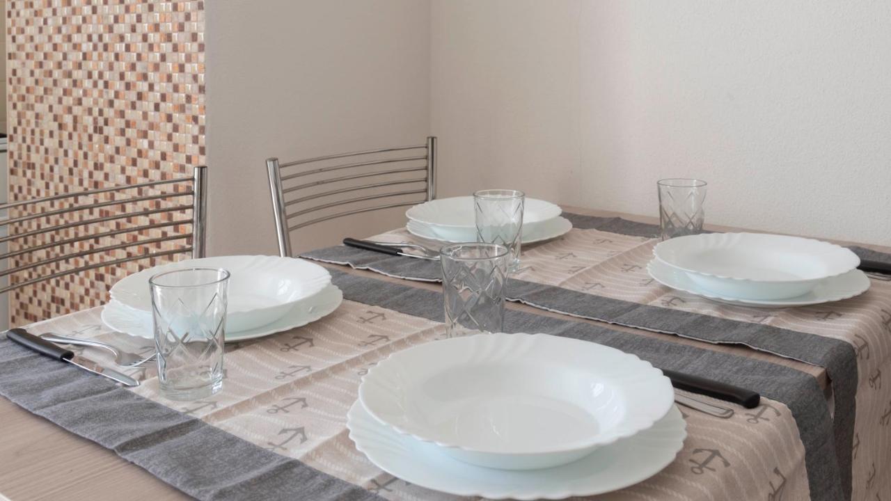 Casa Dei Lecci - Cala Gonone Apartman Kültér fotó