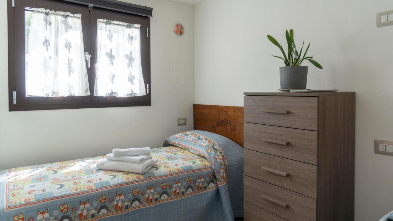 Casa Dei Lecci - Cala Gonone Apartman Kültér fotó